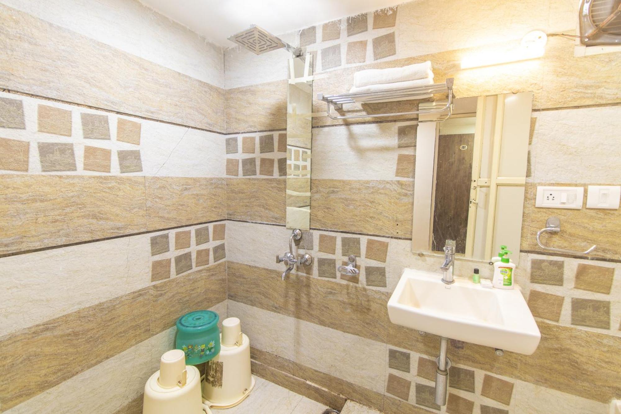 Wow Stayz2 Misty Meadows Pachmarhī Exterior foto